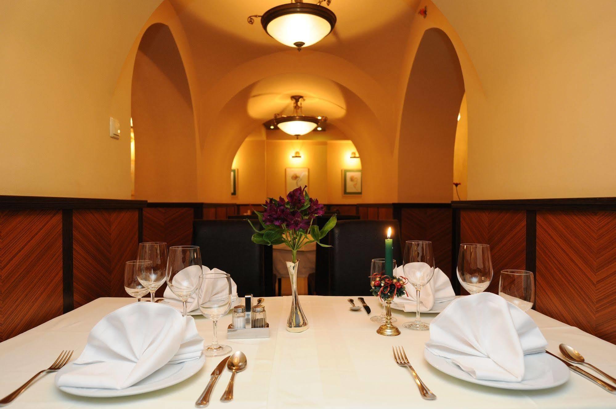 Residence Baron Budapest Bagian luar foto