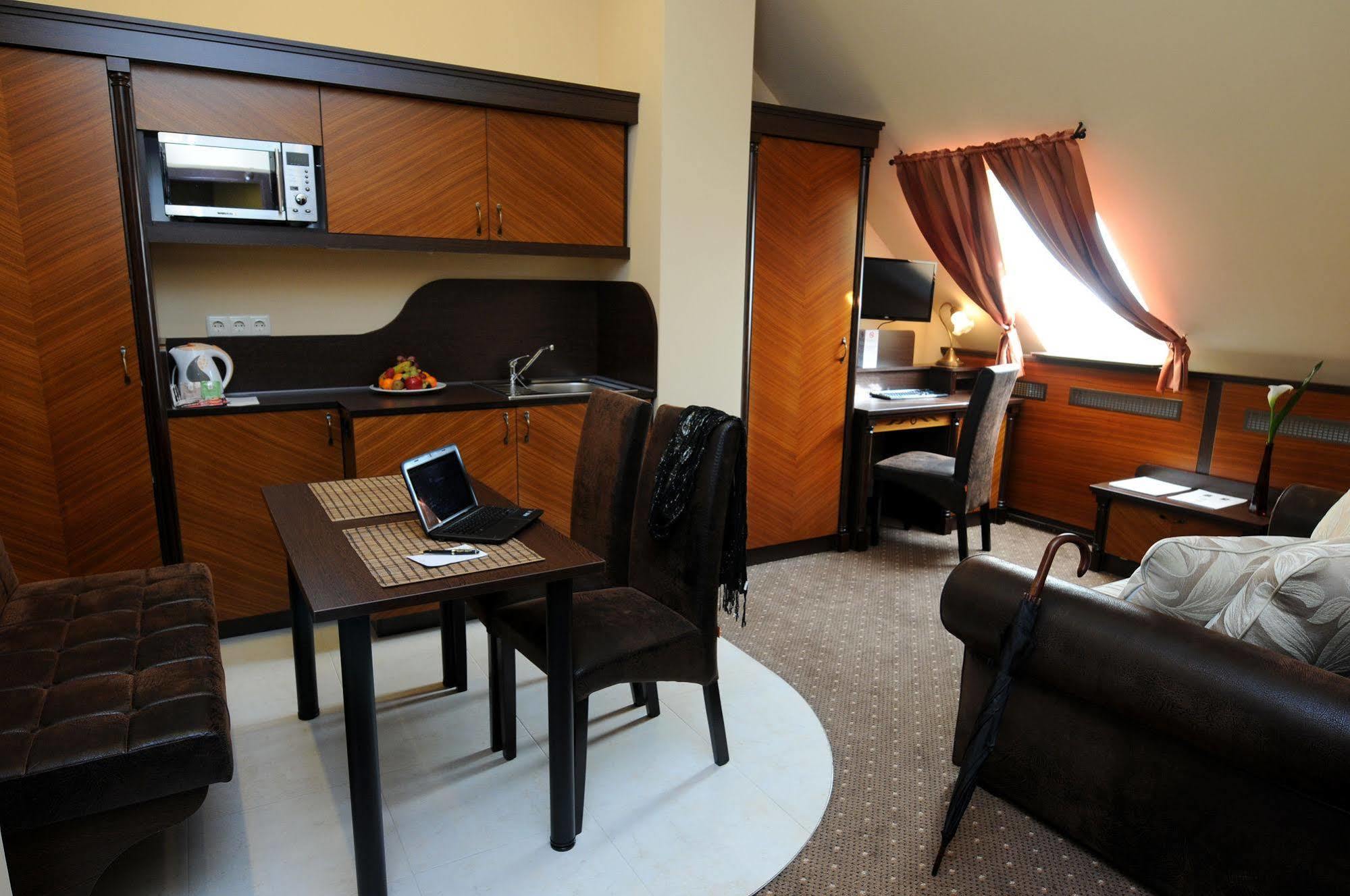 Residence Baron Budapest Bagian luar foto