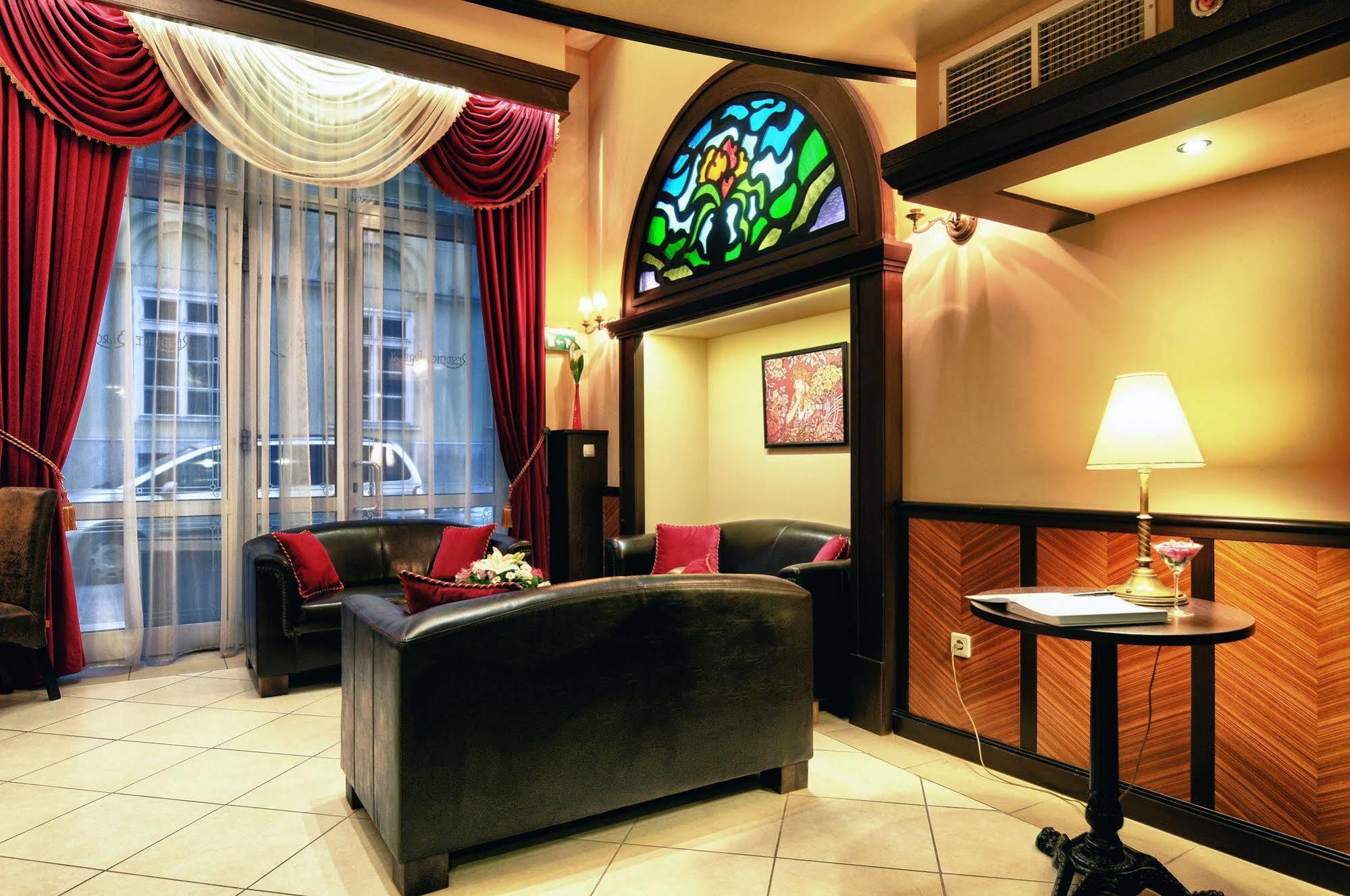 Residence Baron Budapest Bagian luar foto